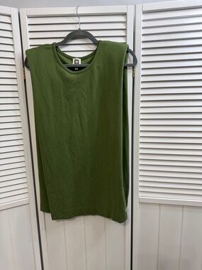 Anne Klein Sleeveless Tank Top in Olive